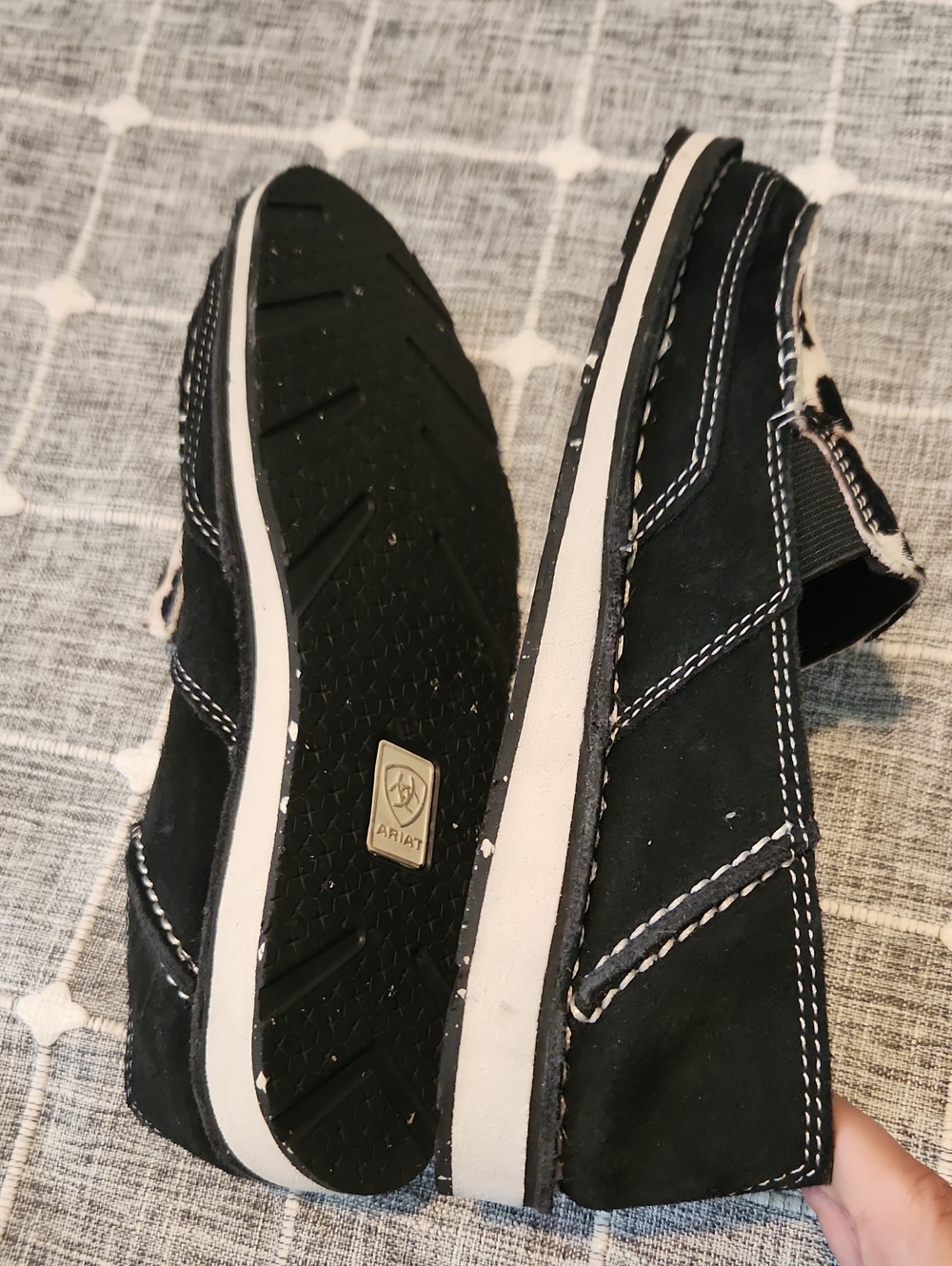 Ariat Cruiser Slide On Loafers Cow Hide Animal Print EUC Black & White - Picture 6 of 10